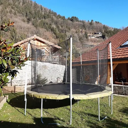 Chaleureuse Maison De Village Σαλέ