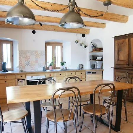Chaleureuse Maison De Village Σαλέ Marignier