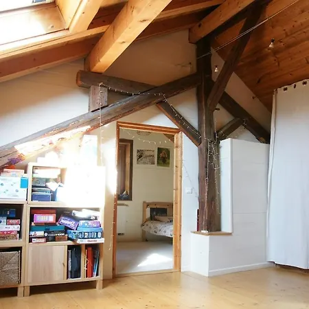 Chaleureuse Maison De Village Σαλέ *
